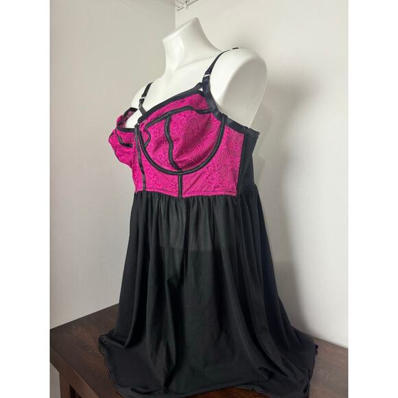 Torrid Womens Fuchsia/Hot Pink Black Strappy Lace with Mesh Babydoll 3X - Picture 3 of 10